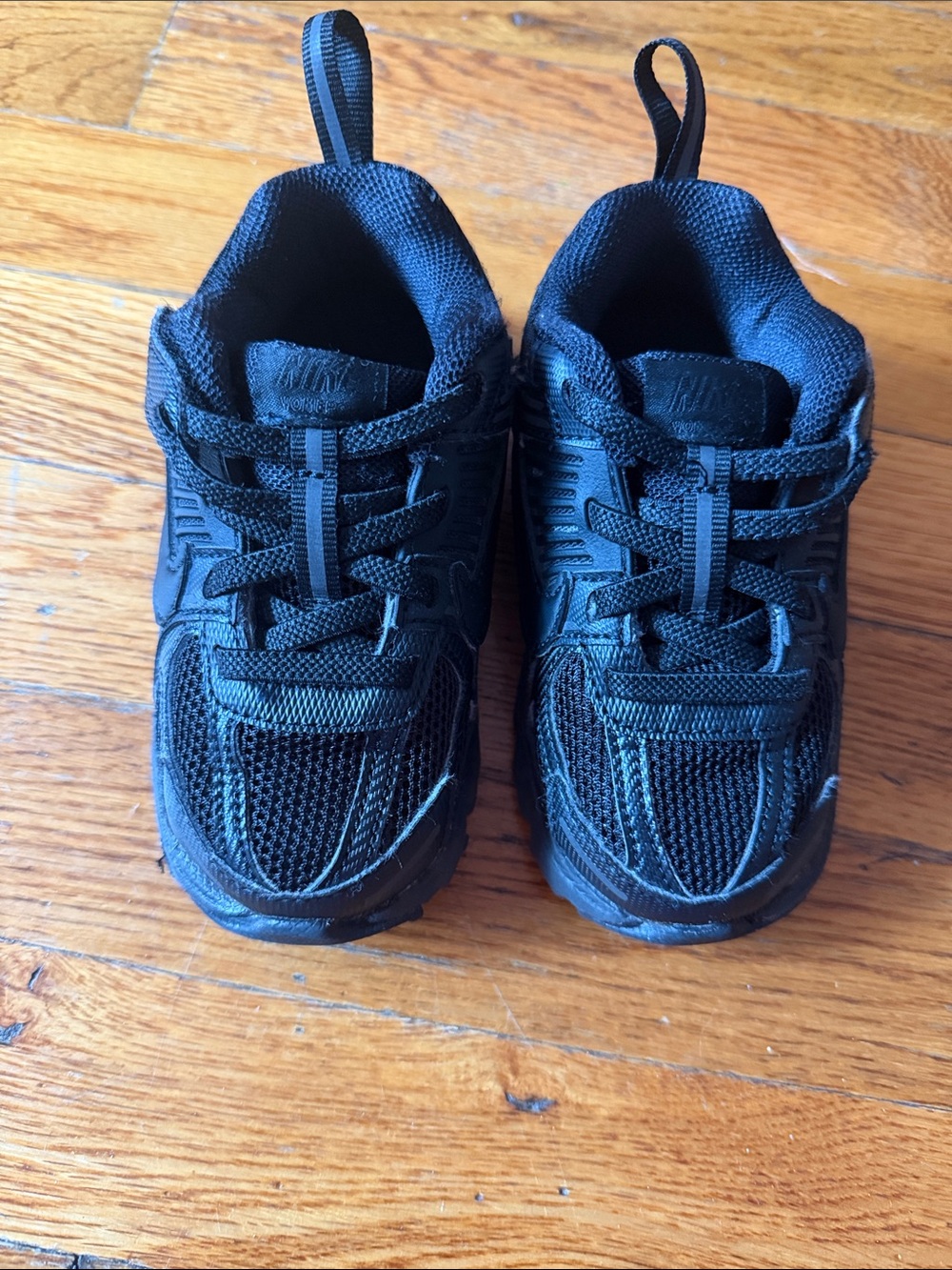Nike Kids' All-Black Lightweight Athletic Sneakers